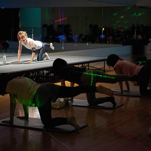 CLUBSTYLE(暗闇フィットネス)