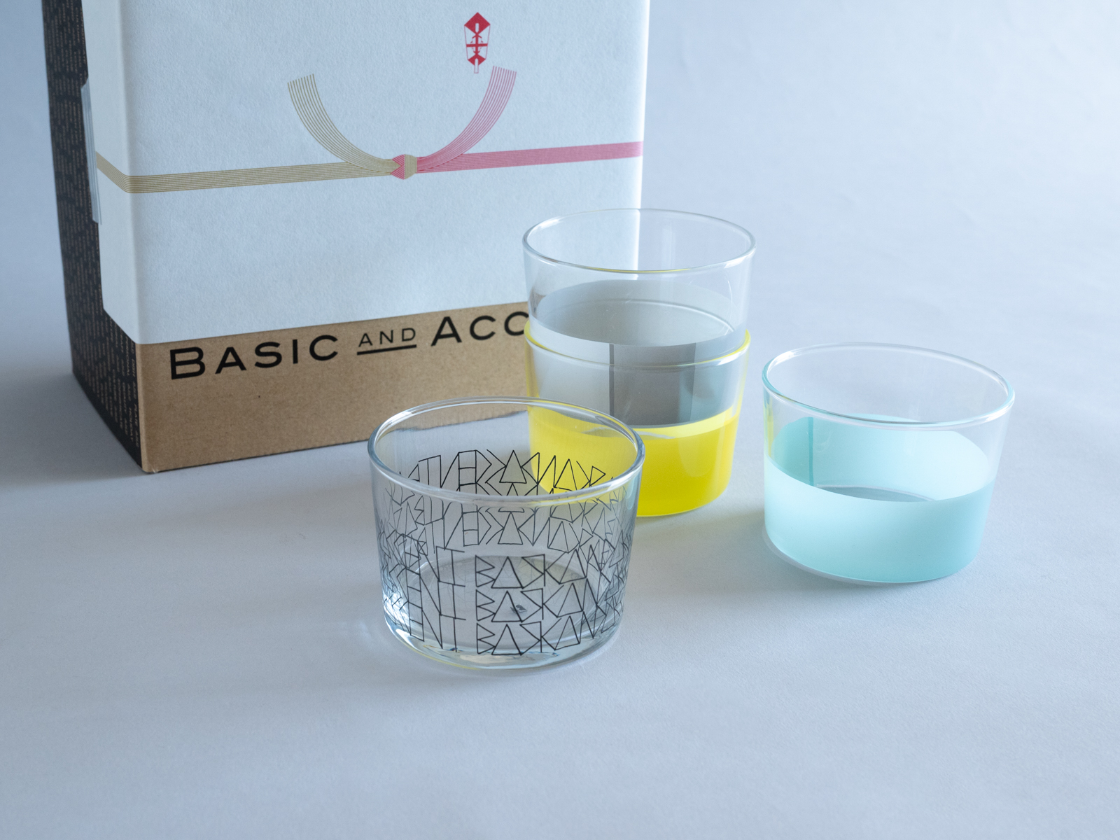 ベーシック アンド アクセント