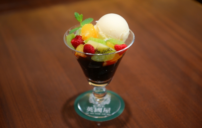 カフェ英國屋