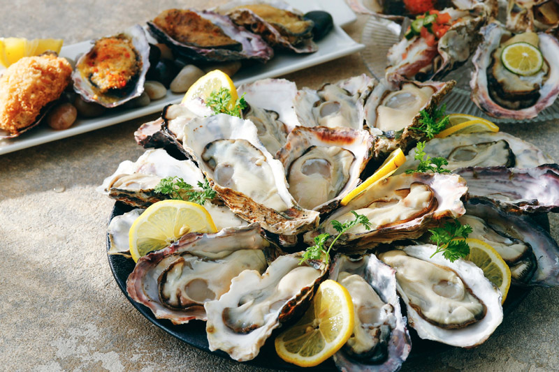 8THSEA OYSTER Bar&Grill 1